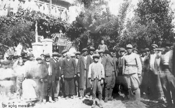 Bir a�yly? merasimi