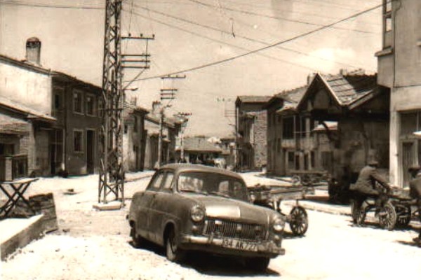 O zamanlar Bolvadin'de n�dir g�r�len bir obje: Otomobil - 1950